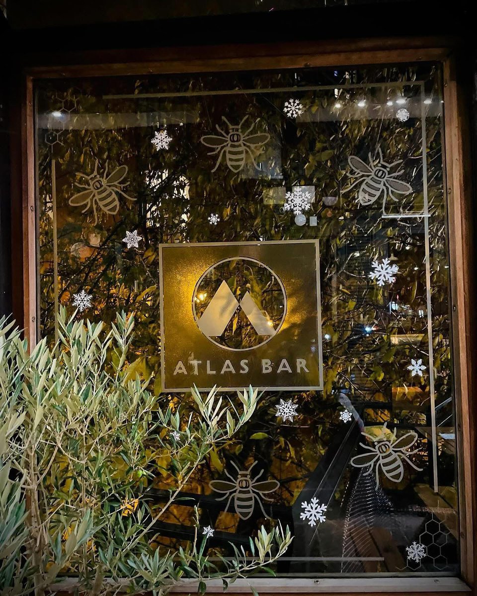 TheGinBible's tweet image. Saturday Forecast @TheAtlasBar: 

100% chance of #Gin here with us out on our terrace #Manchester 🍸 

Double up and your tonic is FREE 🎉 #offers