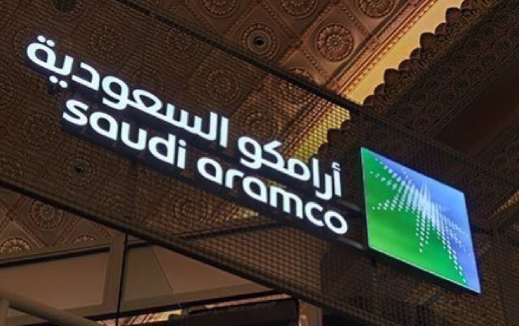 azo_Trade's tweet photo. ماذا لو استثمرت 100,000 ريال
من 2020 حتى 2025 في:
#الراجحي، #أرامكو، #اس_تي_سي , #SPUS
(مع احتساب الأداء والتوزيعات)
💰 #الراجحي
•رأس المال: 100,000 ريال
•القيمة الآن: 380,000 ريال
•التوزيعات: 37,790 ريال
•الاجمالي : 417,790 ريال
•العائد الإجمالي: 317.8%
📡 #STC
•رأس المال: 100,000 ريال
•القيمة الآن: 262,439 ريال
•التوزيعات: 77,527 ريال
•الاجمالي: 339,966 ريال
•العائد الإجمالي: 240%
💹 #SPUS
•رأس المال: 100,000 ريال
•القيمة الآن: 249,146 ريال
•التوزيعات: 48,563 ريال
•الاجمالي: 297,709 ريال
•العائد الإجمالي: 197.7%
🛢️ #أرامكو
•رأس المال: 100,000 ريال
•القيمة الآن: 102,576 ريال
•التوزيعات: 34,818 ريال
•الاجمالي: 137,394 ريال
•العائد الإجمالي: 37.4%