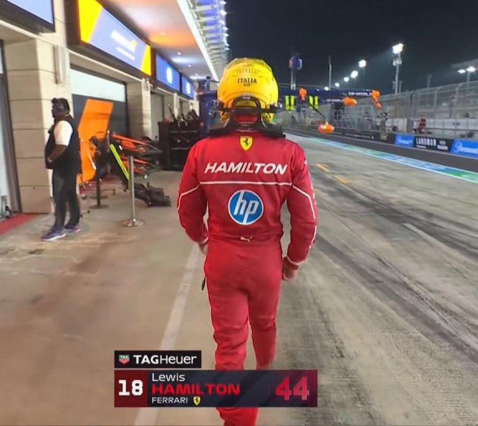 Se está poniendo en evidencia la mayor mentira del deporte por fin

Sin un coche dominante, compañeros a sus órdenes y el favoritismo de la FIA no es nadie 

No me puedo alegrar más