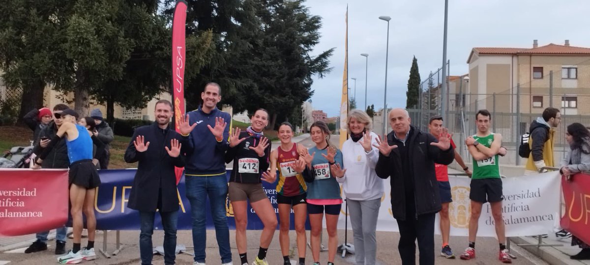 upsa's tweet photo. 🏃🏼🏃🏼‍♀️Adrián Moro, que repite victoria, y Verónica Sánchez, vencedores de la X San Silvestre Universitaria Solidaria 🔗
https://t.co/wAPOZR4nir https://t.co/yWfwzAIcHG