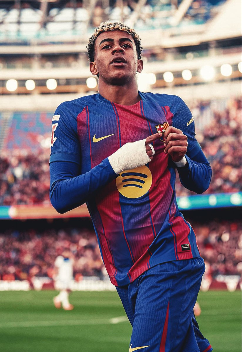 barca_divine tweet media