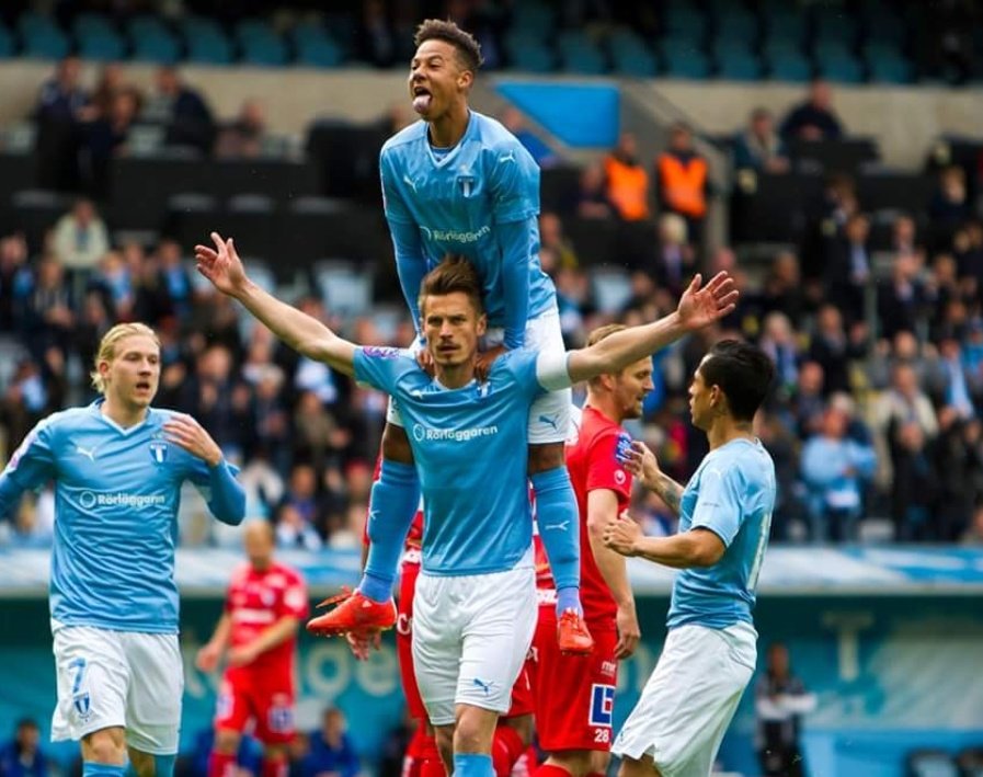 Marie Nilsson ★★ tweet media