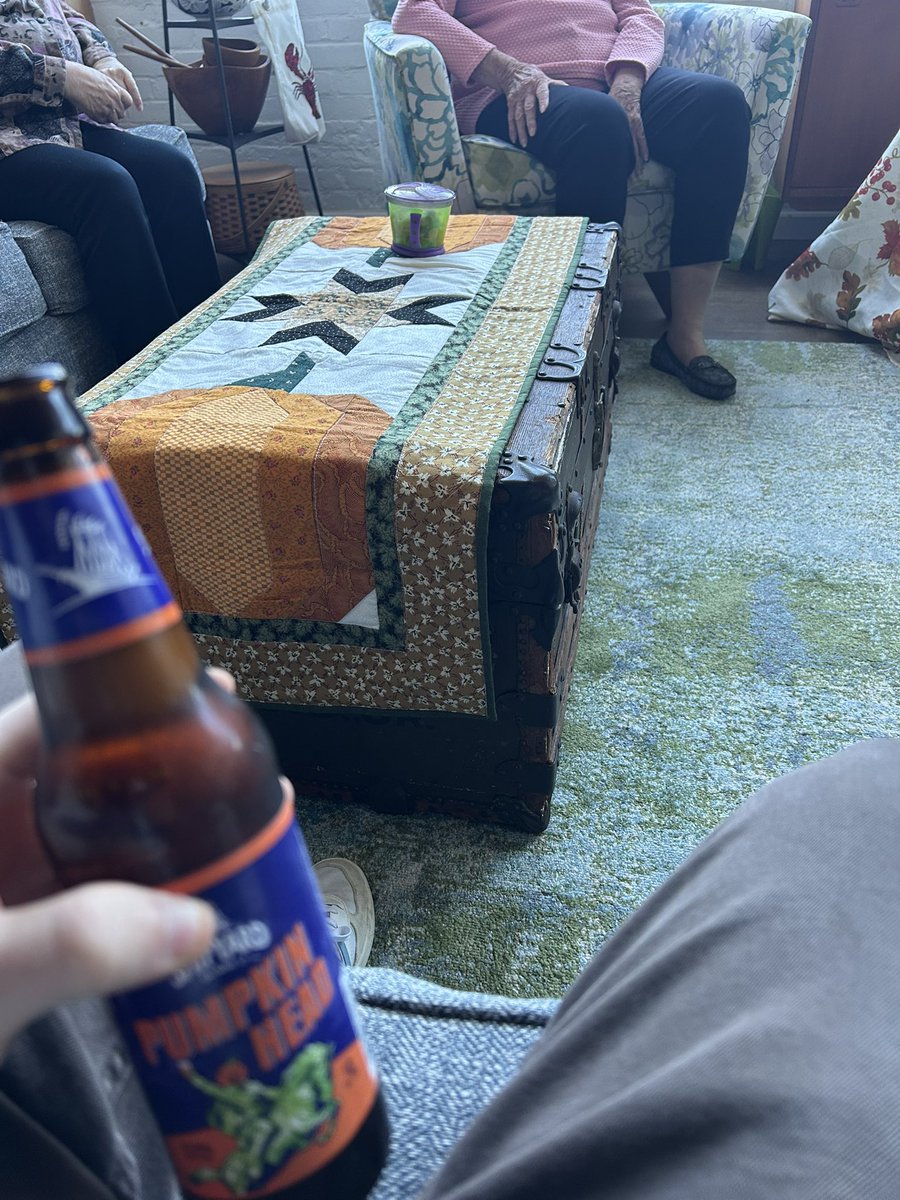 fortymeatballs's tweet image. Baby shower and these people don’t have a fucking TV #pleasehelp