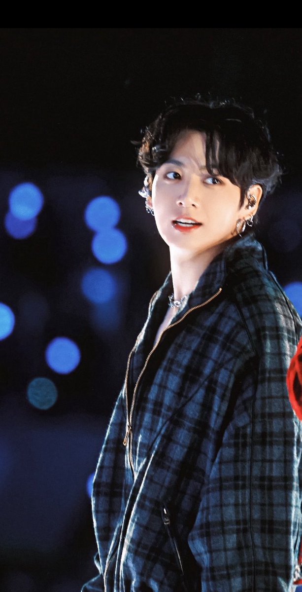 goldenjk1103's tweet photo. IconPolls 🆘You know, we can accomplish anything if all join to support this poll! Vote at least every 60min and share tags ! Let’s decrease the gap and win Jungkook this nomination 💪

I vote "Jeon Jungkook" for #MostPowerfulAsian2025 @iconpolls

https://t.co/BsSnWVNPDm https://t.co/L3uvsQMGz6