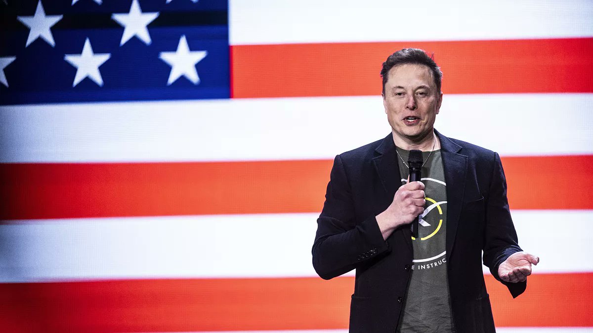 🚨🇺🇸🇪🇺 OPINION: ELON JUST DECLARED TOTAL WAR ON EUROPEAN RED TAPE - AND HE’S WINNING

He’s not asking permission anymore.
He’s taking the continent by force.

Tesla
Giga Berlin is already spitting out half a million cars a year. In 2025 they doubled the size anyway - despite