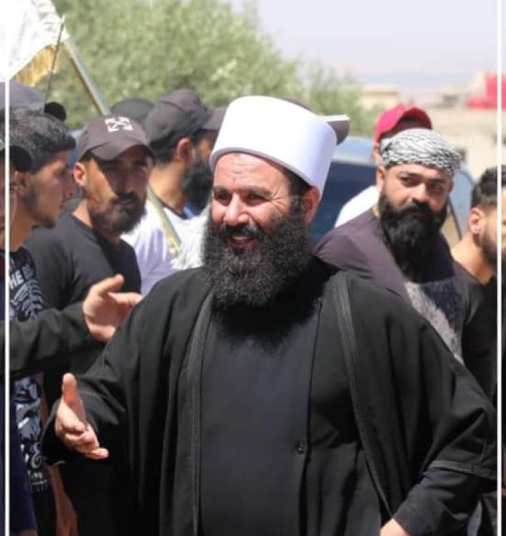 Omar_Madaniah's tweet image. اتباع حكمت الهجري يعتدون على دروز السويداء بالضرب ويقومون بحلق شواربهم، بعد رفضهم لقرارات الهجري التشبيحية

هذا شيخ درزي يدعى رائد التني