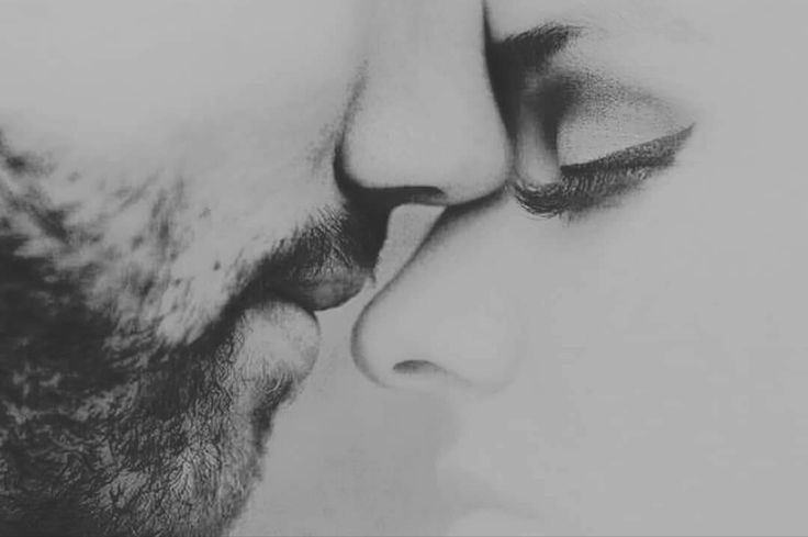 محبوبم ؛
من به دوست داشتنِ هیچکس احتیاج نداشتم،
شما اولین و آخرین کسی بودی که دلم می خواست دوستم داشته باشد . .