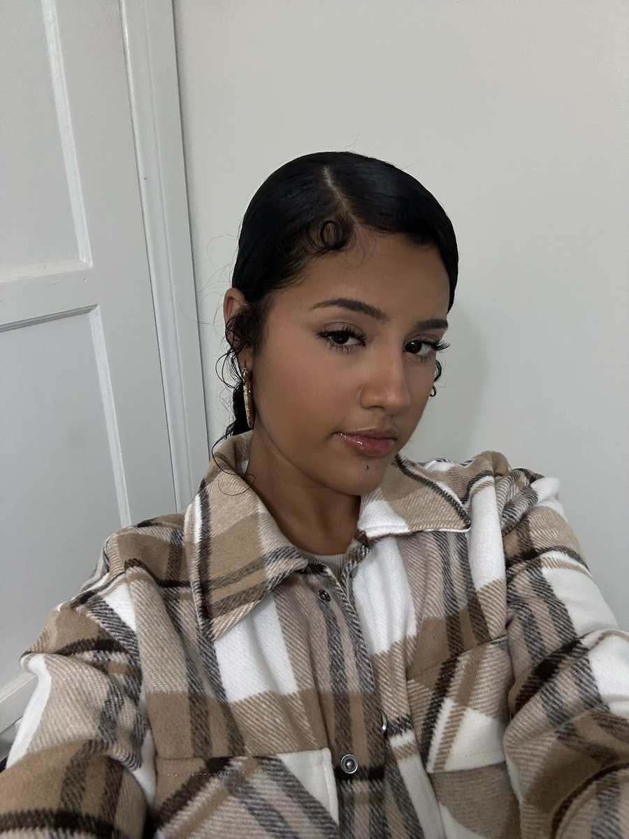 rubyDinerooo's tweet image. 🤎