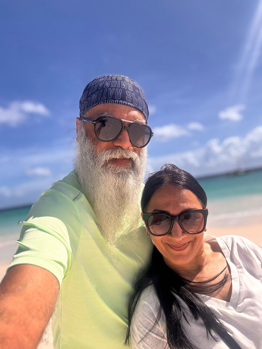 pedalsingh's tweet image. Setting sail for Grenada shortly! Top morning on Carlisle Beach 🇧🇧