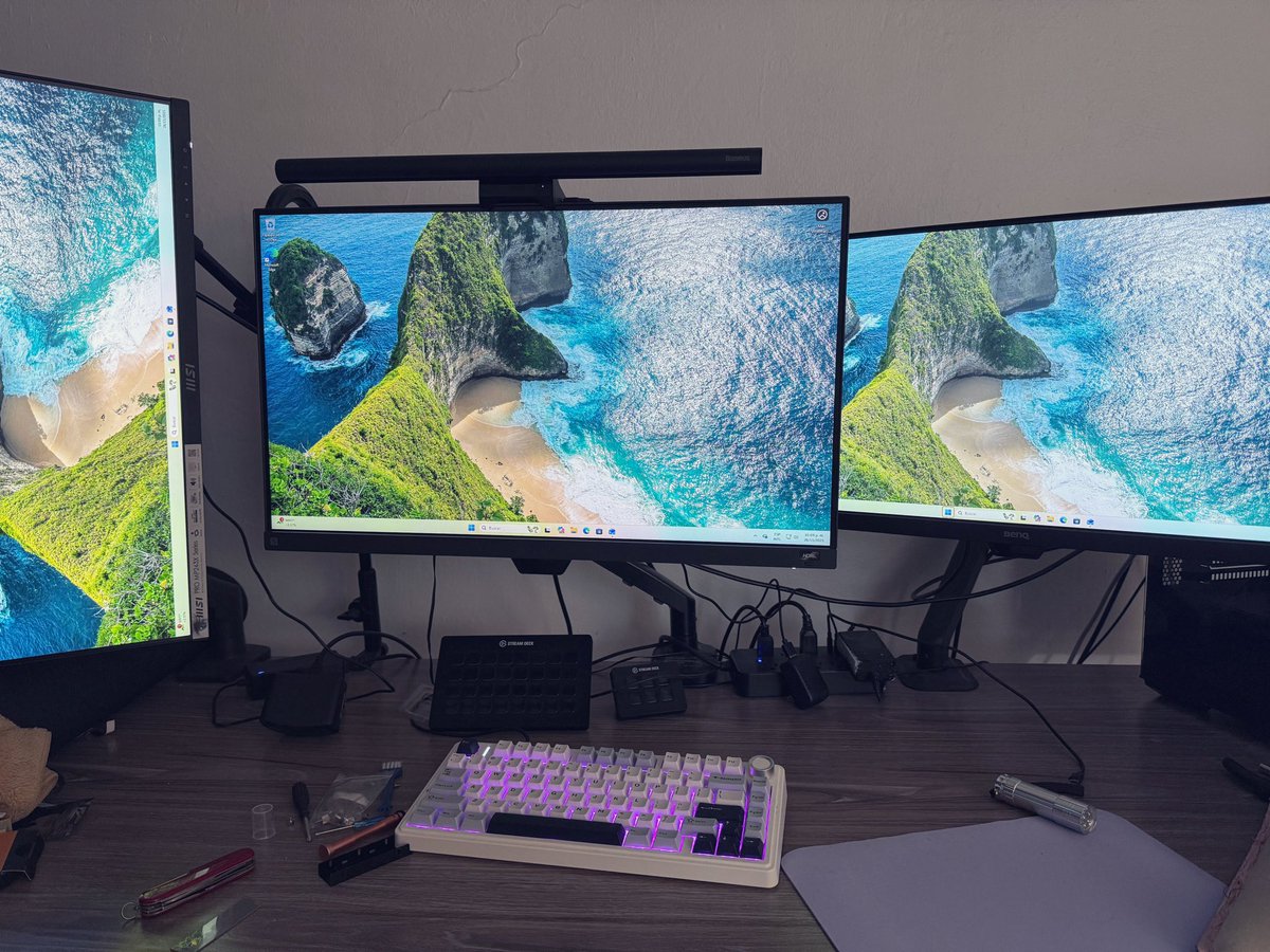 Preparando todo para el nuevo DLC.

Actualice mi m.2 por otro de 1TB PCIe 4.0 y el otro de 500GB está como secundario. 

Los juegos este 2025 necesitan muchísimo espacio. 

Aproveche e hice una instalación limpia de windows 11. Nos vemos el martes por Twitch.