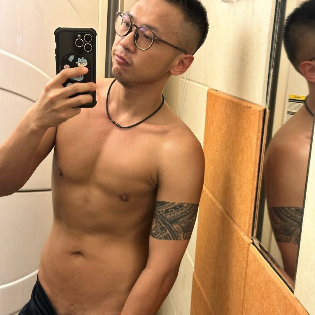 bb1069171's tweet image. 原來不止我一個人受害
還有其他人也是被借錢
然後直接把對方封鎖消失的

這種人是老鼠屎吧幹

憑什麼還活得好好的

「此人欠錢不還
多人受害
請轉傳出去以免受害」