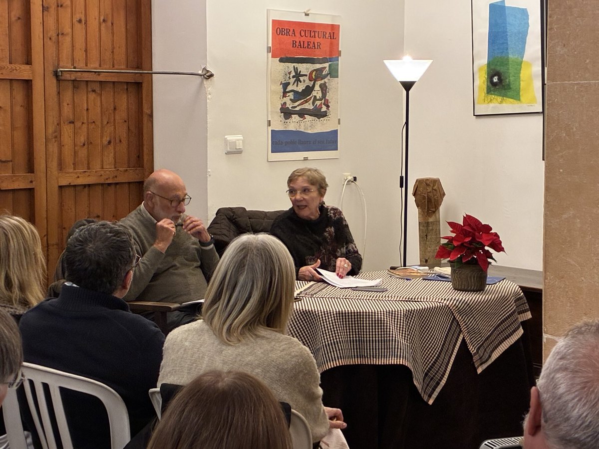 Ensiola Editorial tweet media