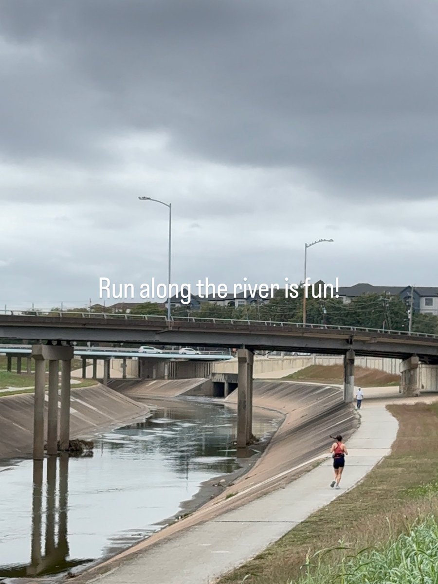 Run along the river
Ready to go to wild~