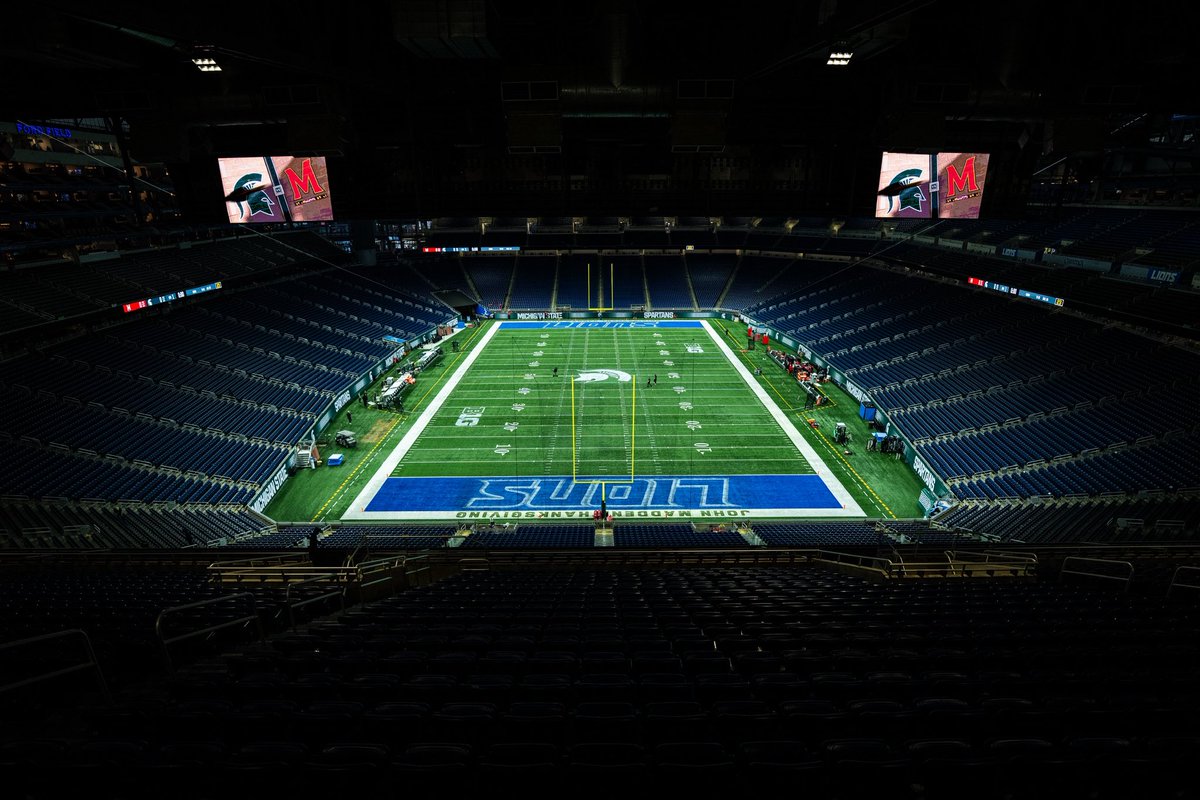 📍Ford Field