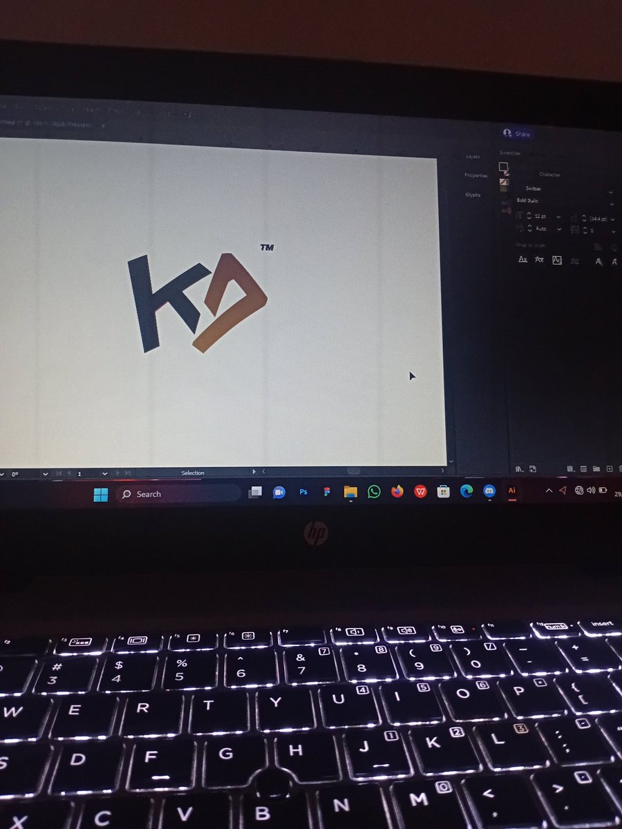 ElijahOnig42761's tweet image. Learning new things every day aiming to be 1% better than yesterday✅️. 

The sketch isn’t perfect, but I tweaked it to match what I initially visualized. 

And,Finally settled on one brand colour.
Instead of combining charcoal black with metallic Gold. 

The process✍️