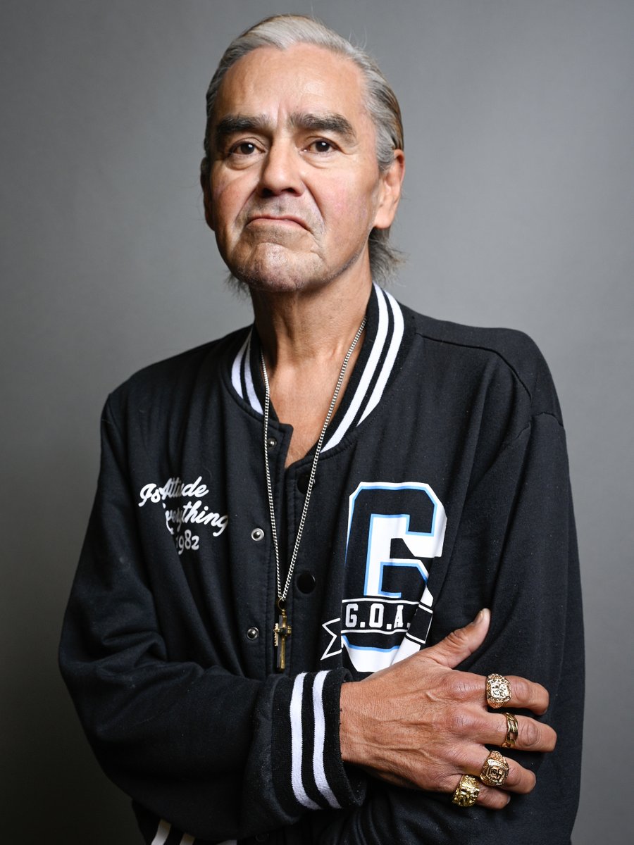 HelpPortraitVan's tweet image. Meet Troy oozes style. He’s been to Help-Portrait Vancouver a few years back. He was able to get his portrait taken again. Thank you for coming in this morning Troy. #helpportraitvancouver #ugm