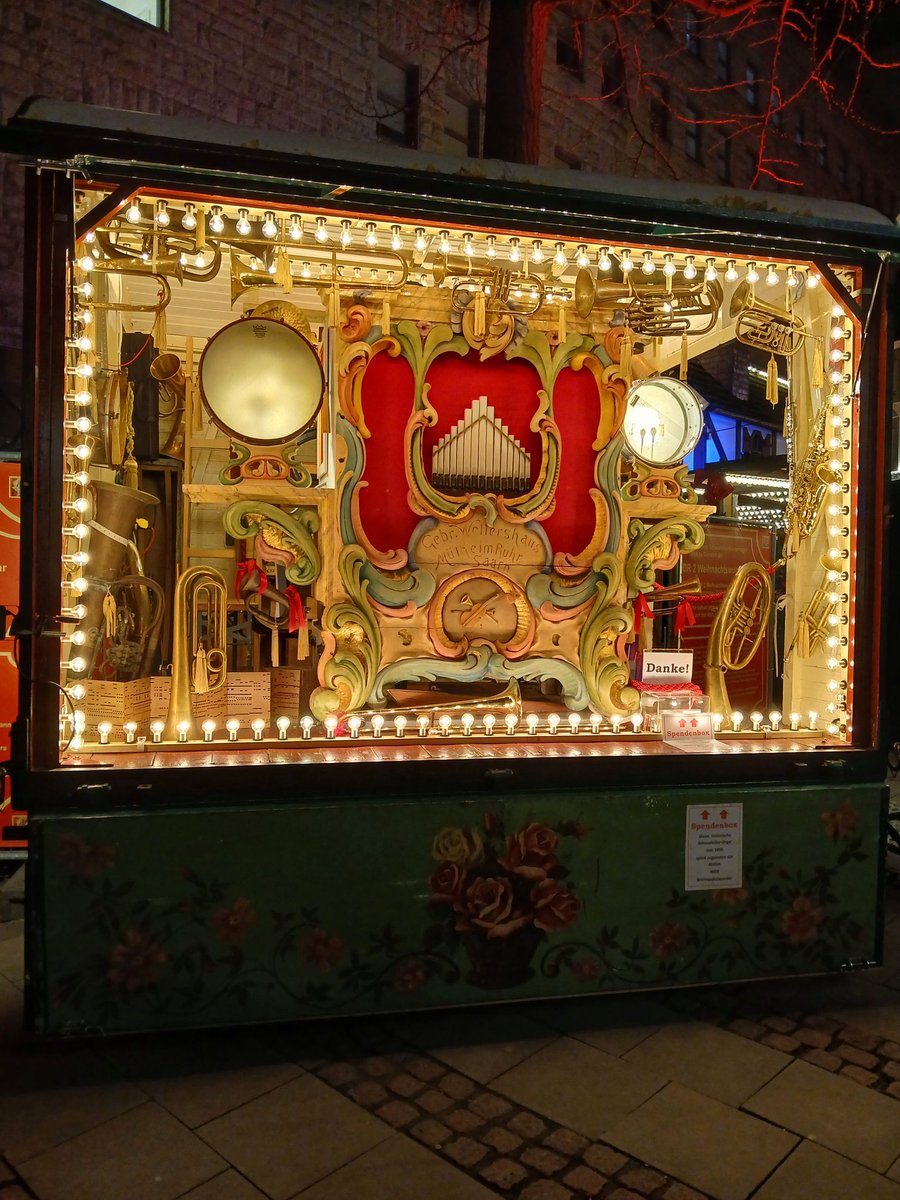 Tori97832288's tweet image. #AlphabetChallenge #WeekVforVowels
Organ