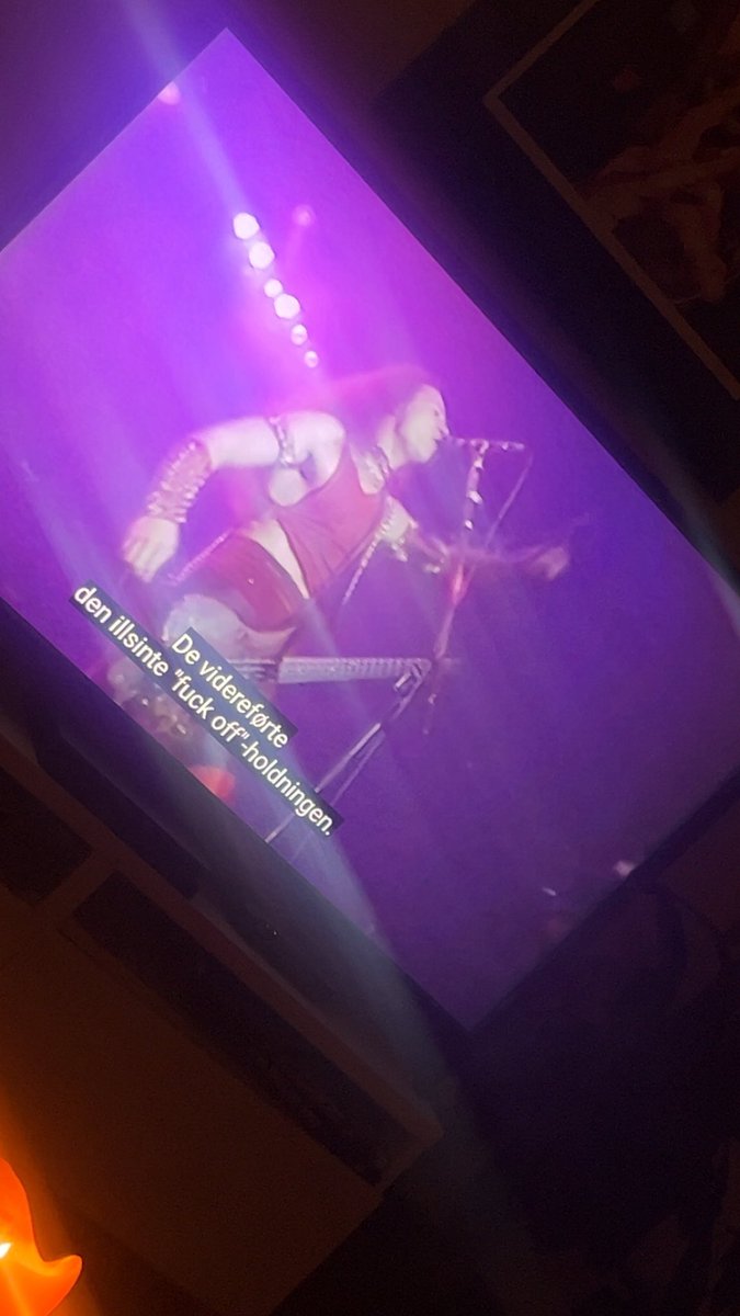 Det er helt umulig å lade opp til kamp i morgen utenom 2 timer om gode gamle mayhem☠️