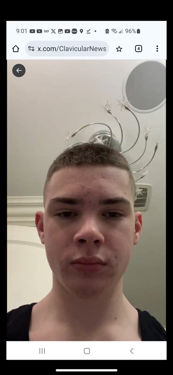 alexvegaaa's tweet image. Show the before LMAOOO dude was a fucking dork