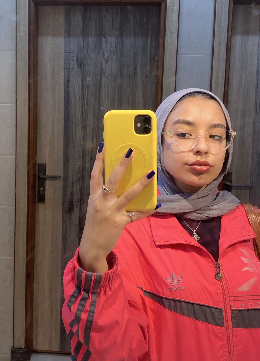 avoid_zeinab's tweet image. 