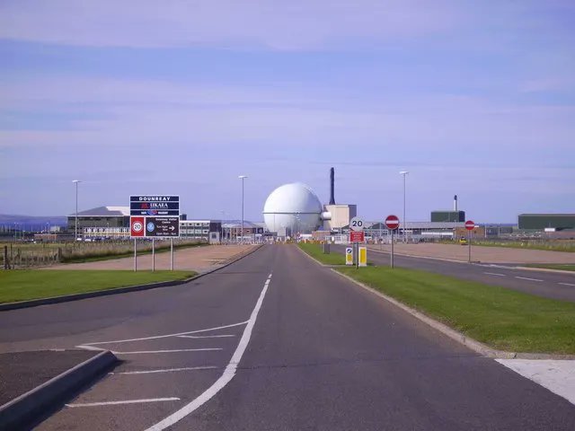 "Independence, the assertion of full Scottish national sovereignty, has always seemed to me like an opportunity to disengage from destructive futures, as much as contribute to constructive ones" <a href="/thoughtland/">Pat Kane</a> on the options beyond Nuclear Scotland open.substack.com/pub/patkane/p/…