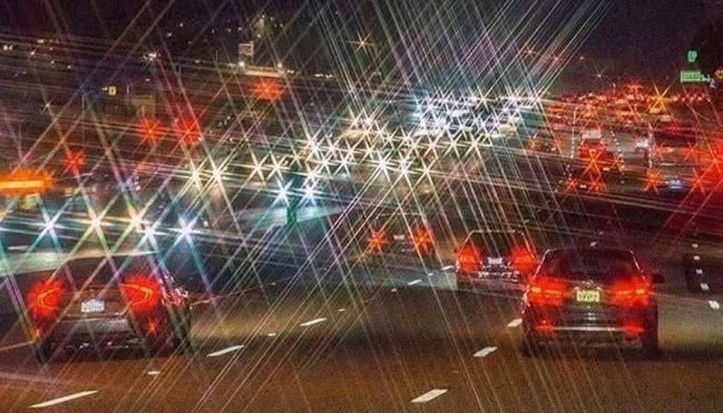 imagine trusting me to drive us around at night and this is how i see: