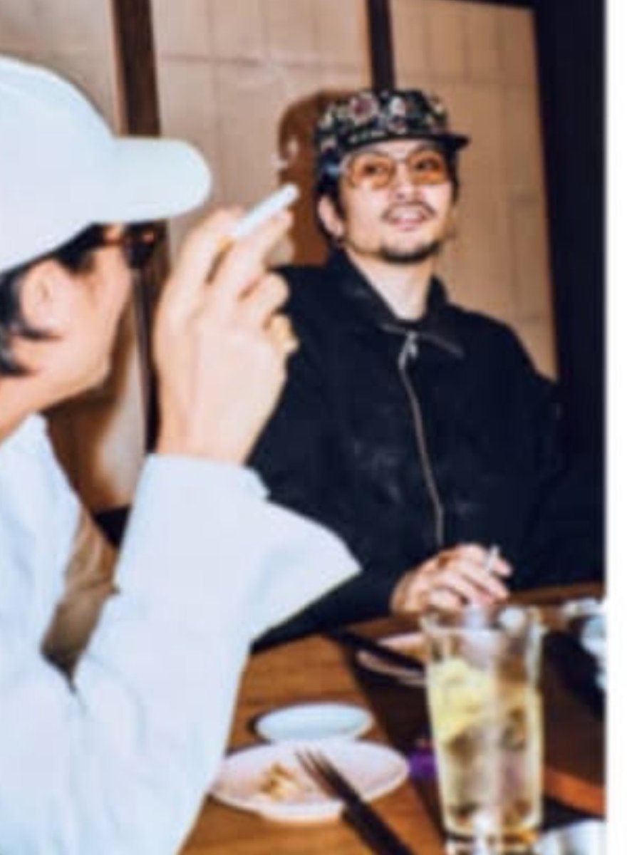 아니 어디서 어떻게 맨날 밤티 악세를 가져오는거임