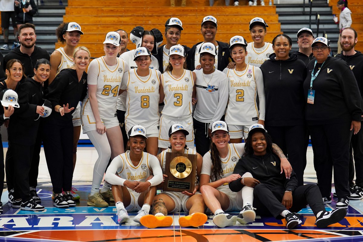 Paradise Jam tweet media