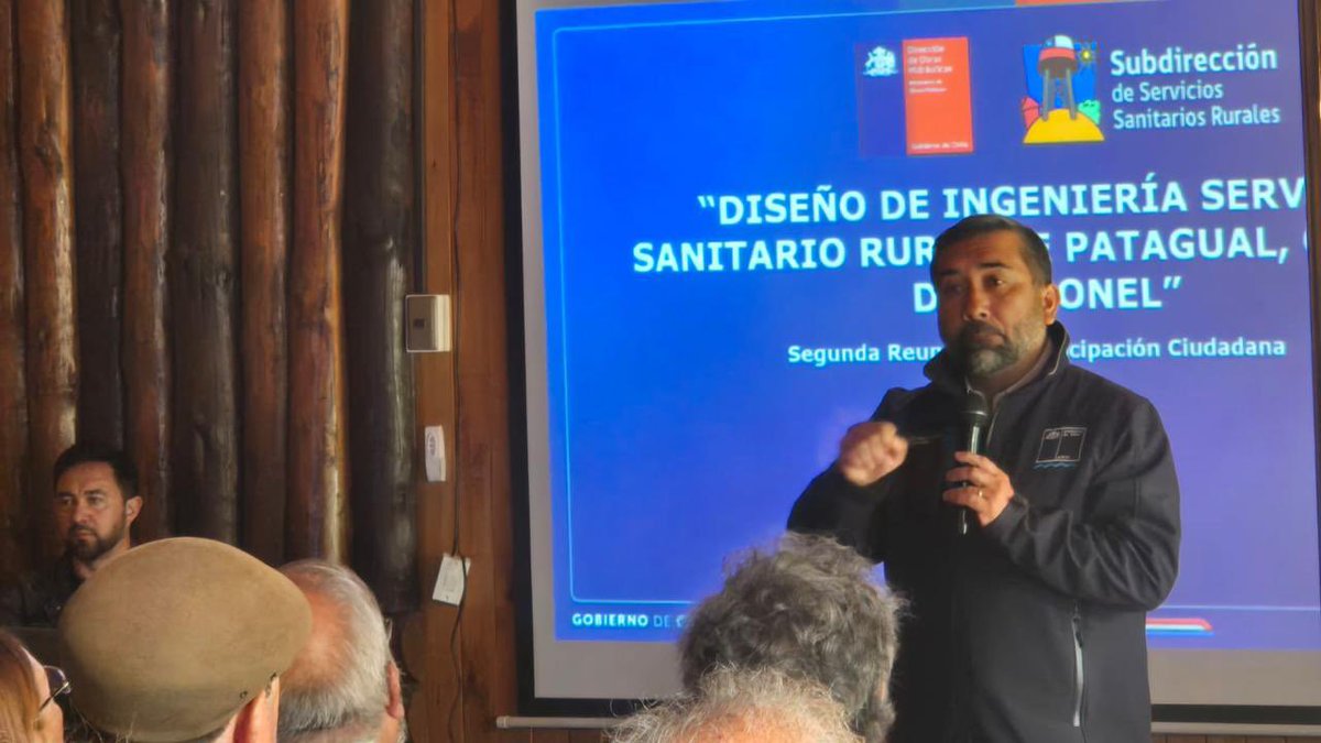 MOPBiobio's tweet photo. Un trabajo DOH/SSR que permite fortalecer y nutrir de mayor capacidad al sistema existente.

En la oportunidad participó el Director de Obras Hidráulicas, Claudio Morales junto al alcalde Boris Chamorro y miembros del comité, JJVV, entre otros. https://t.co/50B15OfNMO
