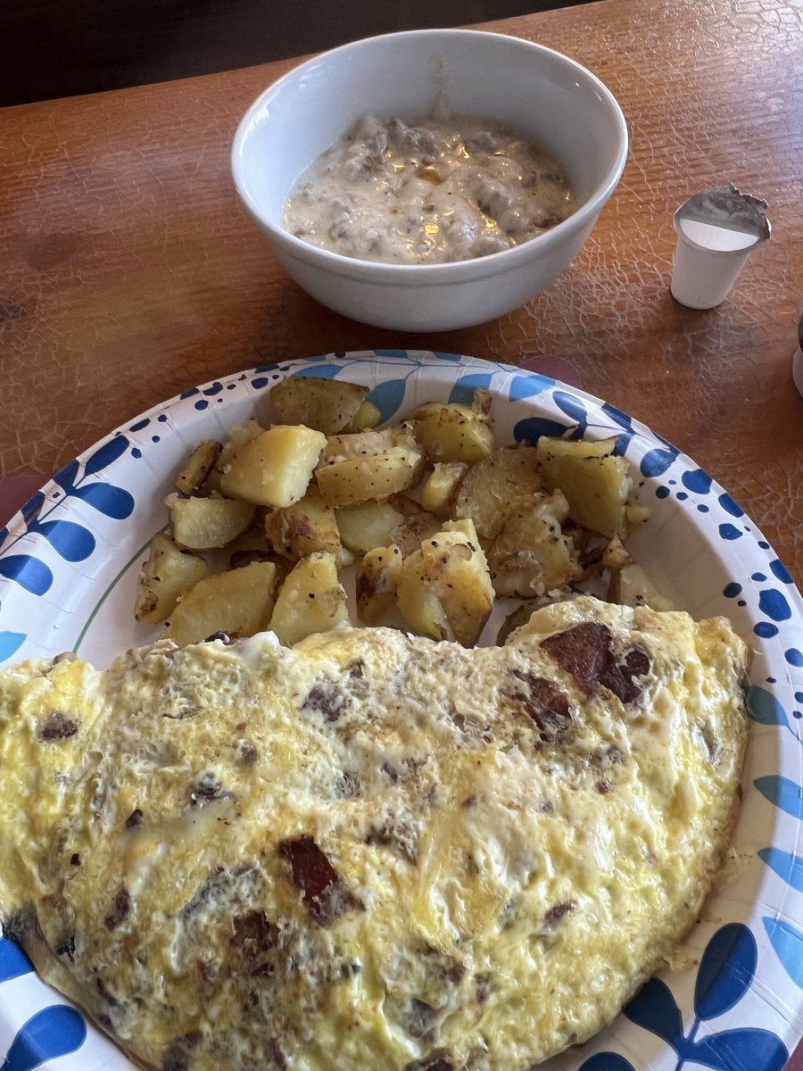 djarvis86's tweet photo. Slept in today and grabbed a late start. Ended up at The Country Bear Bakery &amp; Diner for a warm breakfast, good coffee, and a quiet reset in the snow-dusted pines. 

#BreakfastVibes #TravelLife #SaturdayReset #CozyEats #LakePlacid https://t.co/1J7bsPzj47