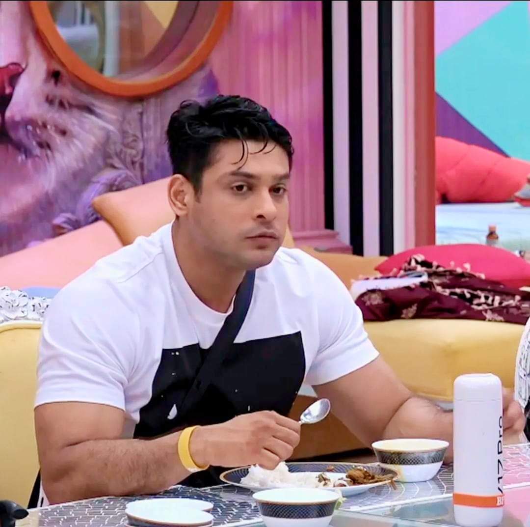 sachintharu75's tweet image. 12 days Left his birthday on 12:12 #SidharthShukla #SiDecember