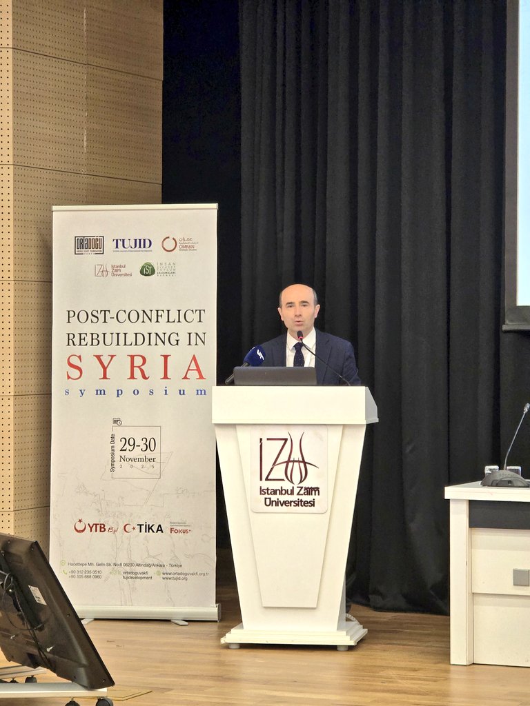 📍istanbul 

Suriye’de Çatışma Sonrası Yeniden İnşa Sempozyumu’na katıldık.
<a href="/zaimuniv/">İZÜ</a> Üniversitesi ev sahipliğinde, <a href="/OrtadoguVakfi/">Ortadoğu Vakfı</a> düzenlediği programda Suriye Öğrenci Birliği Başkanıyla verimli bir görüşme gerçekleştirdik. Suriyeli öğrencilere yönelik ortak projeleri ele aldık.