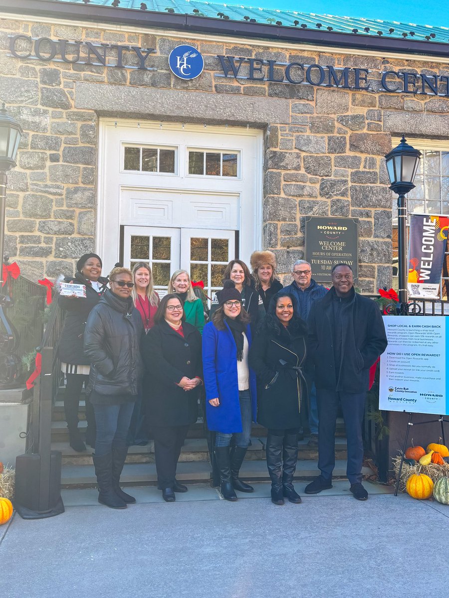 RepSarahElfreth's tweet image. Happy Small Business Saturday from Old Ellicott City AND downtown Annapolis! Shopping small boosts our local economy, helps retailers through this tough economy and new tariffs, and keeps our communities cool. 

I started the day with everyone who makes the Local HoCo campaign -…
