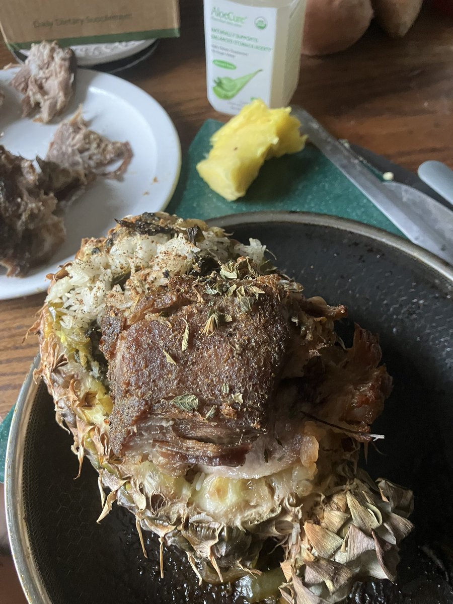 CliftonHart8's tweet image. ROAST PORK &amp;amp; RICE IN A PINEAPPLE &amp;amp; DRINK ALOE CURE!!! HEALTHY OKLAHOMA STYLE!!!

$29 #COOKBOOK