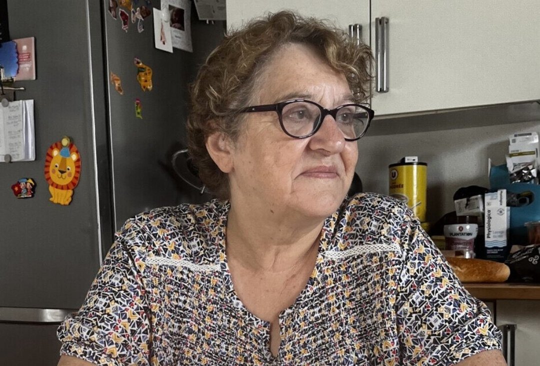 Oxitan30's tweet image. Sylviane, 66 ans, vivait avec seulement 300 € de retraite. 
Expulsée de son logement pour impayés..
Elle est morte SDF d&apos;un arrêt cardiaque.

On donne des retraites et des HLM à des personnes qui n&apos;ont jamais cotiser en France et on laisse les français crever comme des chiens.