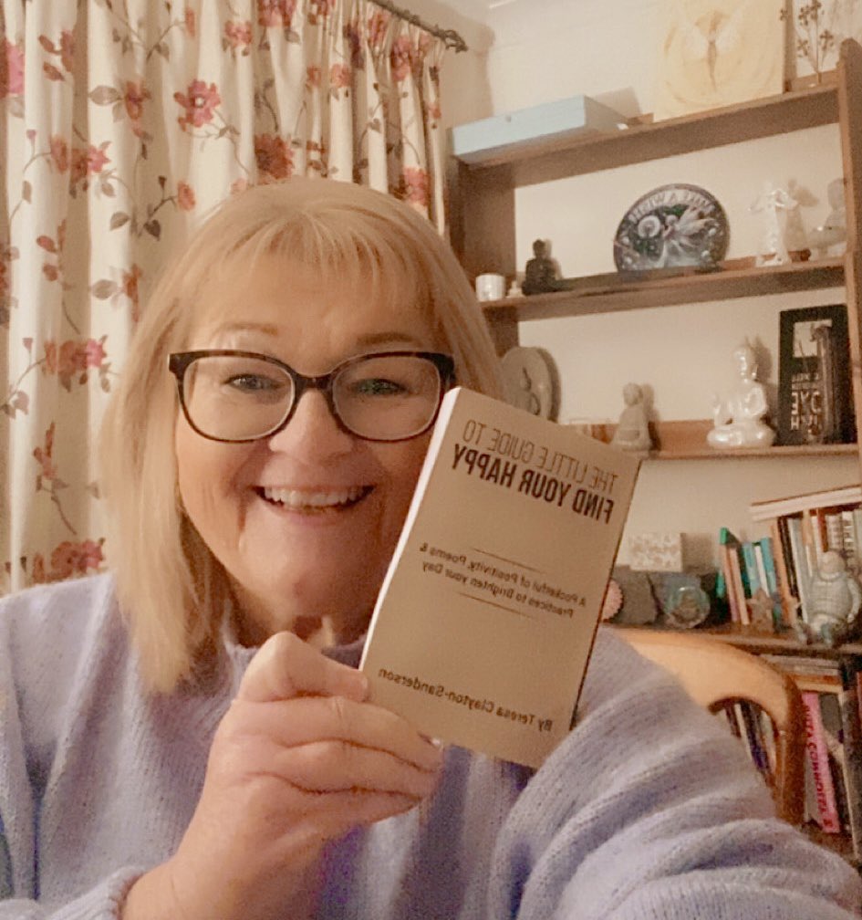 LaughingTess's tweet image. Reflecting on a busy month - my new book published on Thursday, I’m on Day 29 of the @MindCharity 30 Days of Yoga Challenge and just had a fabulous @self_careforum Self Care Week! 

#southholland #spalding #accessible #hasyayoga #yogaforall #exerciseforall 
#disablednotunable