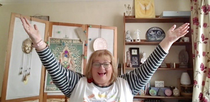 LaughingTess's tweet image. Reflecting on a busy month - my new book published on Thursday, I’m on Day 29 of the @MindCharity 30 Days of Yoga Challenge and just had a fabulous @self_careforum Self Care Week! 

#southholland #spalding #accessible #hasyayoga #yogaforall #exerciseforall 
#disablednotunable