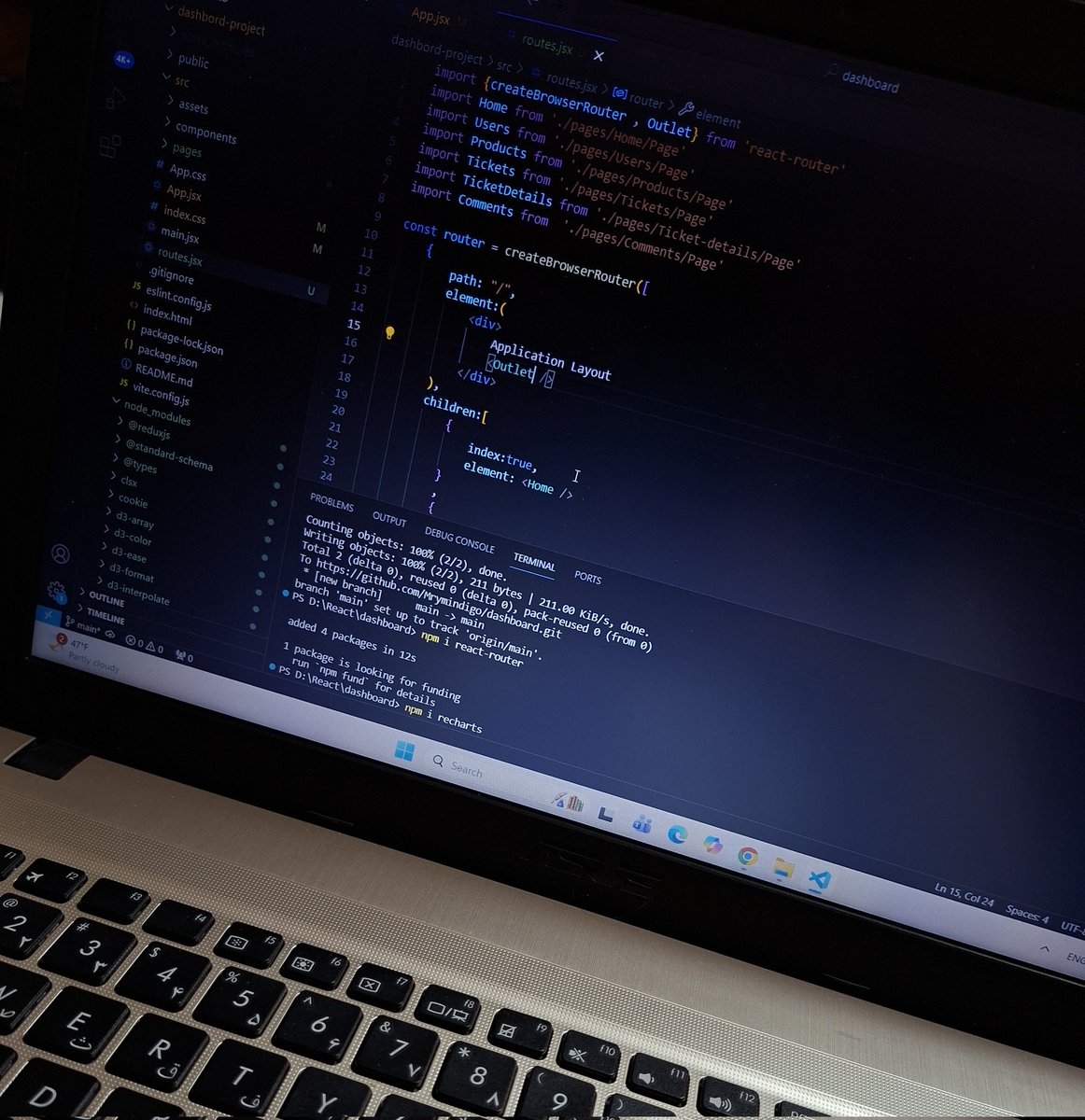 indigoMrym's tweet image. Day 18 /100 #100DaysOfCode
Today I started an admin dashboard project and set up its routing.