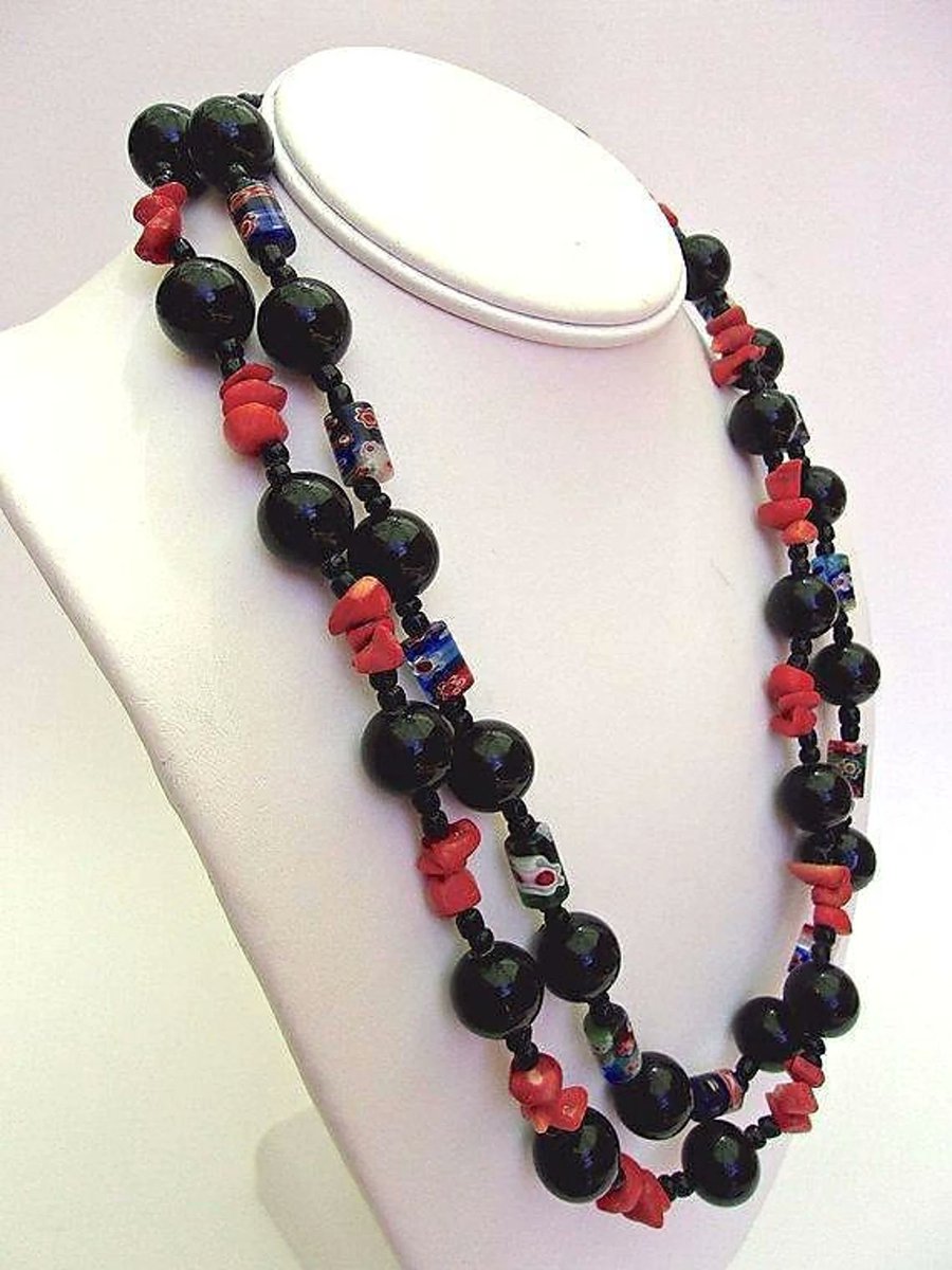 renaissancefai's tweet image. Two 2 Genuine Black Onyx &amp;amp; Coral Necklaces, Handcrafted, Lamp-work Beads, Boho Vintage
etsy.com/listing/441430…?
#necklaces #lotof2 #2necklaces #onyx #coral #Murano #beads #artisan #handmade #vintage #Boho #Hippie #multicolors #genuine #ethnic #natural #black #red