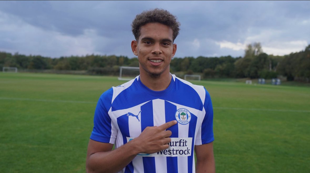 BenHall873466's tweet image. Raphael finally coming out of his shell these last couple of weeks is great to see. Definitely a proper player in there #wafc #pusb