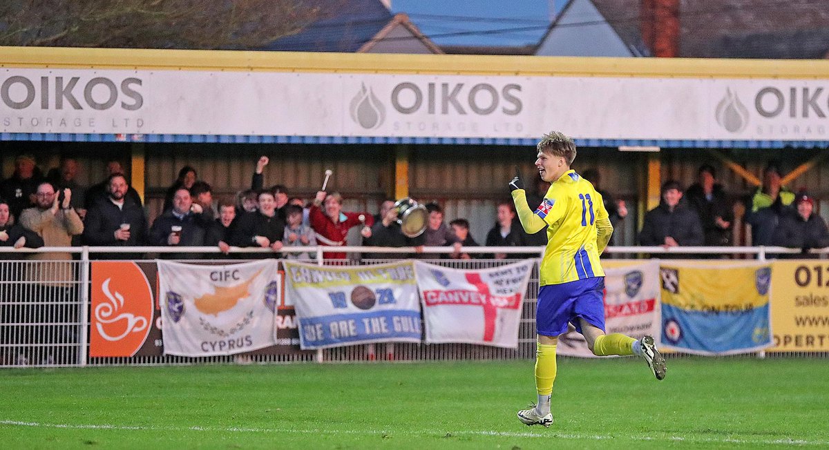 CanveyUltras's tweet image. What an image this is by the way 😍

📸 @NickyHayesPhoto