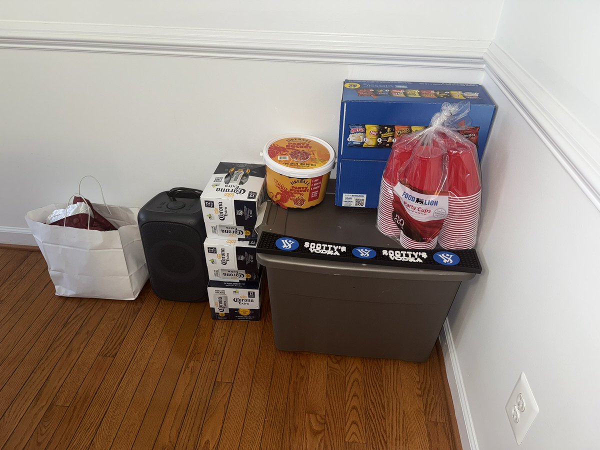 DC_Sports_Guy91's tweet image. Prep On My End Is Complete. See Y’all Tomorrow Evening. Tailgate Remains Undefeated #RaiseHail #The405Crew #CommandCornerTailgate