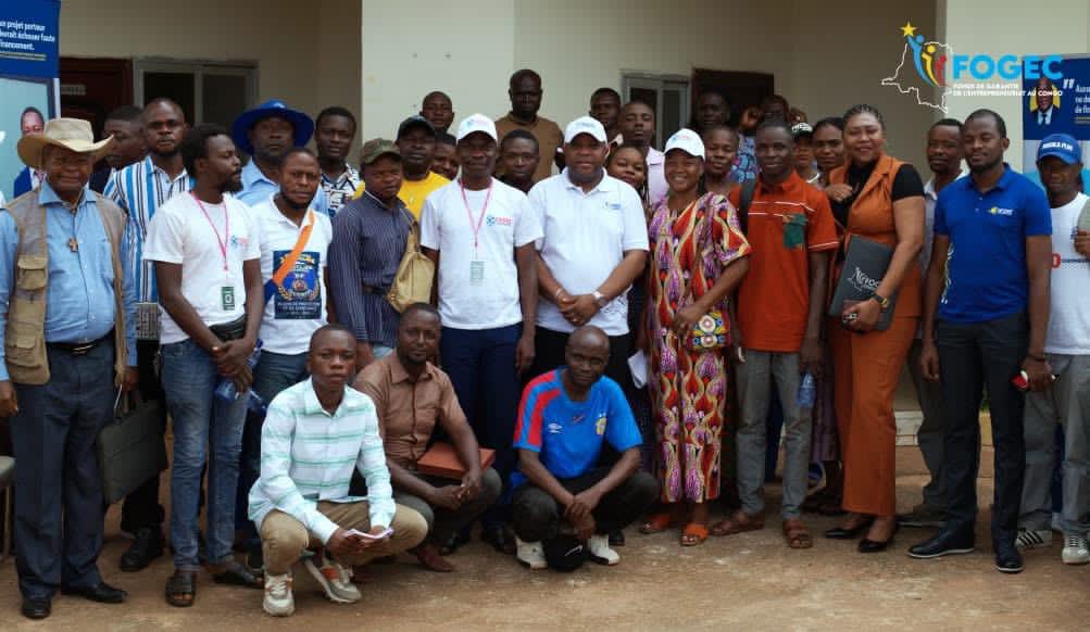 acprdcongo's tweet image. #RDC: les opportunités d&apos;accompagnement financier offertes par le Fond de garantie de l&apos;entrepreneuriat au Congo (#Fogec), ont été présentées aux entrepreneurs de la ville de Gemena, chef-lieu de  la province du Sud-Ubangi, dans le Nord-ouest de la République démocratique du…