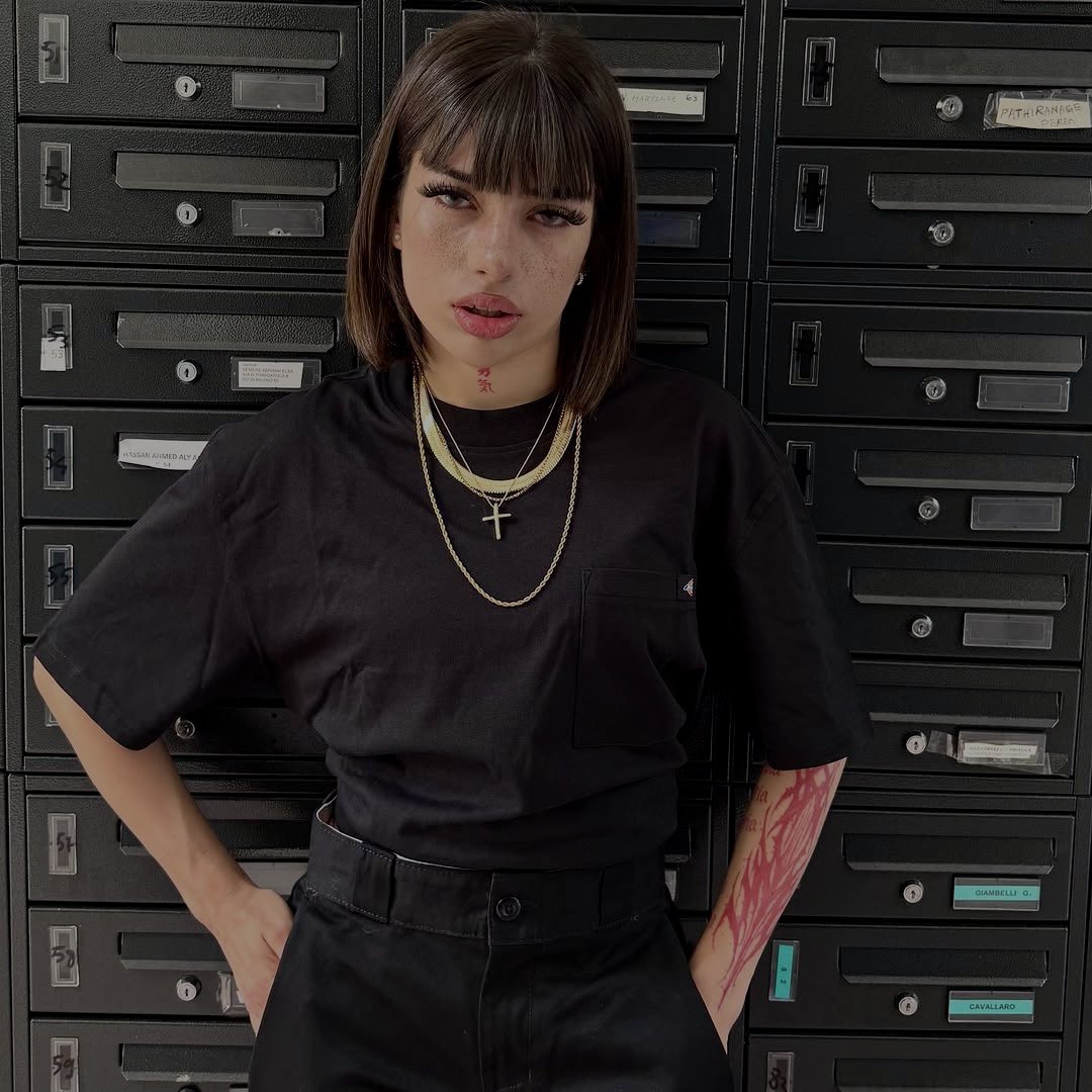 ᅠ
ᅠ 
⠀⠀⠀⠀       irene e. fornaroli.
                  🇮🇹 fisioterapista &amp; ariete.
ᅠ
ᅠ