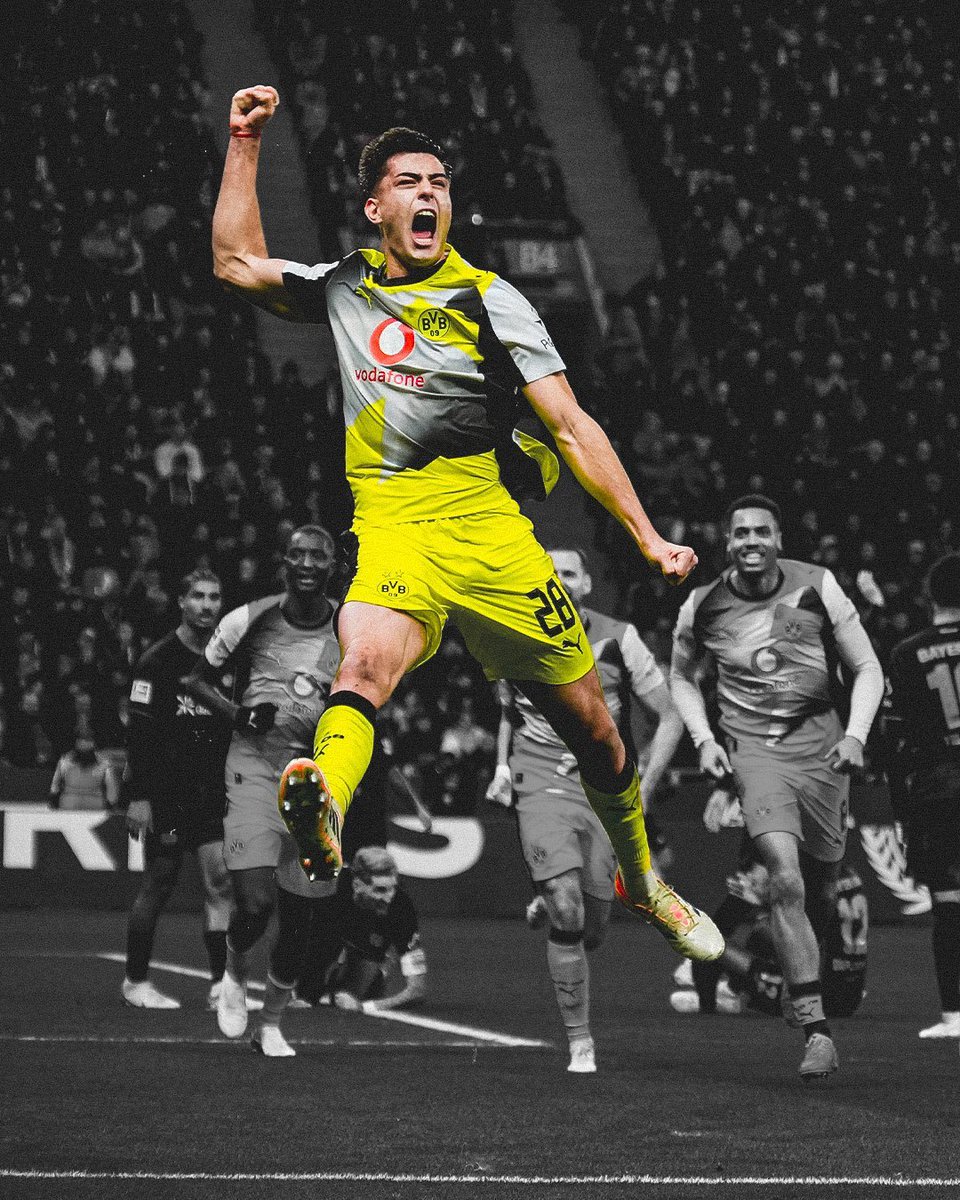Impecable partido de Aaron Anselmino. Para mí, la figura del partido. Karim Adeyemi y Daniel Svensson también tuvieron una gran noche. El Dortmund no brilló, pero le bastó para llevarse los tres puntos más que necesarios.