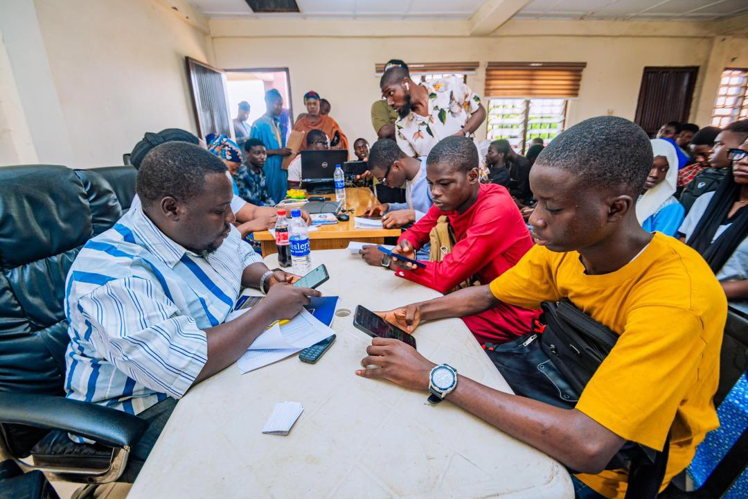 RealMallamSaliu's tweet image. I’m pleased to announce the commencement of tuition fee payments for 300 indigent students under my Full University Scholarship Programme for this academic year.

This annual initiative, launched last year with 200 beneficiaries, reflects my unwavering commitment to empowering…