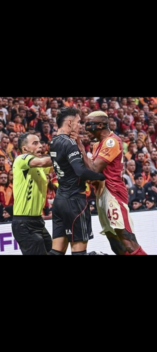 <a href="/bitvonline/">BTV</a> Sktr aq oğlu. Yasin Kol dediğin adam Osimhen'i kollayıp, atmayan adam.