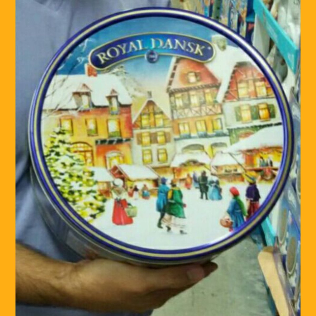 TTricksterFox's tweet image. Having A Nice Time!

🎅 🎄🎆🎇🎊✨🎉❄⚡💨✨🔥🌈⛄ 

#Yule #Tree #Pagan #YuleTide #Krampus #Krampusnacht #MerryKrampusnacht #merryyulemas #merryyule #happyyule2025 #happyyule #heathen #heathenry #jul #jól #Óðinn #happynewyear2026 #TheTricksterFox