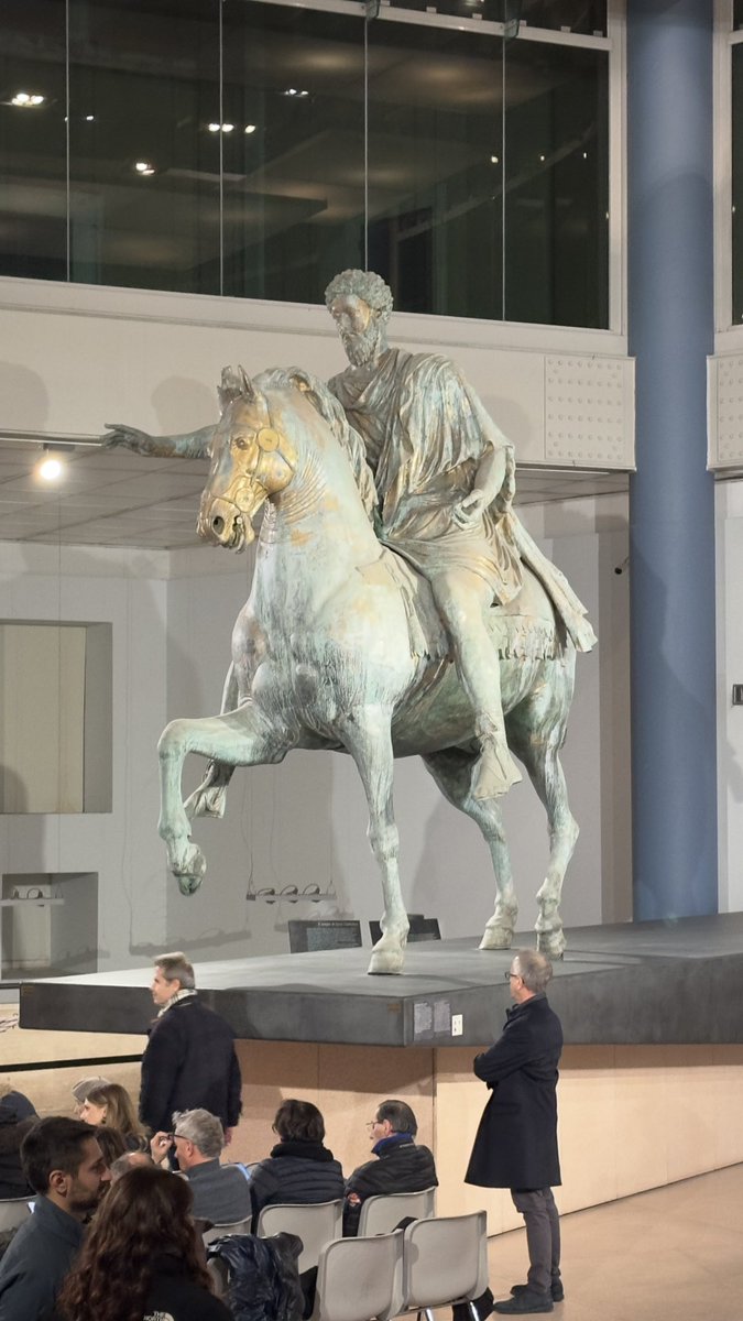 Maceaster's tweet image. #SentiCheNotte @ZetemaCultura 

Notte di musica e musei a #Roma