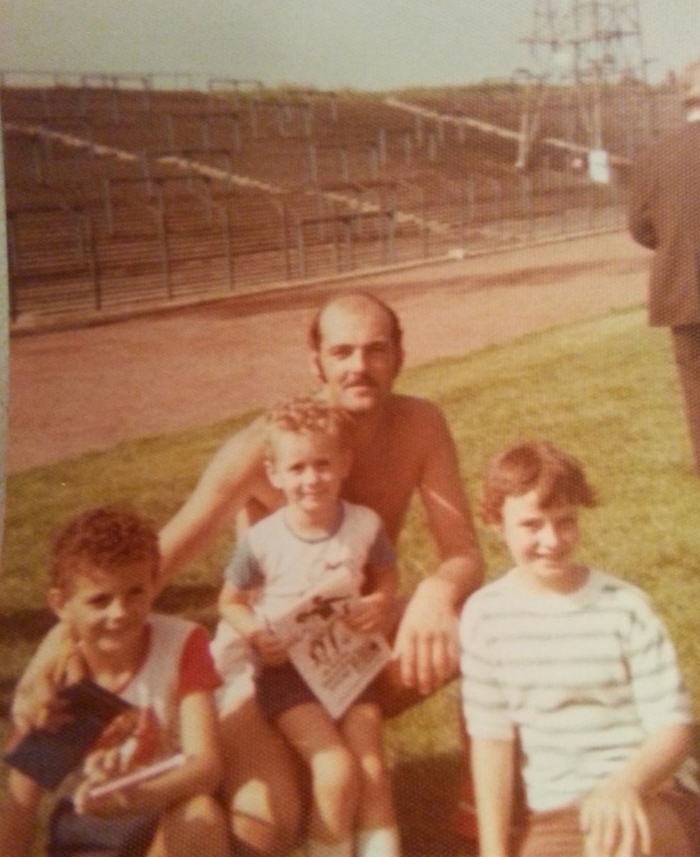 Michael C tweet media